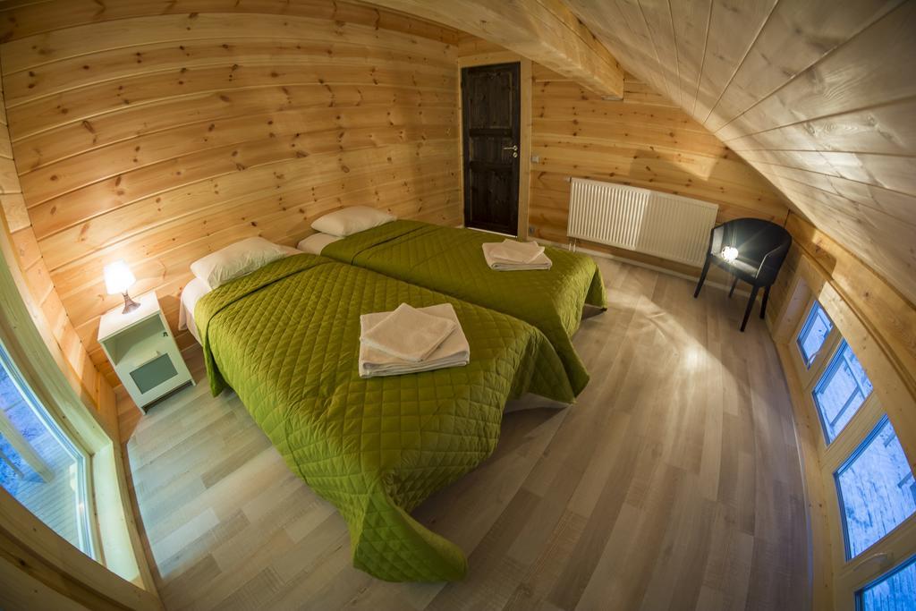 Hapsal Holiday Homes الغرفة الصورة