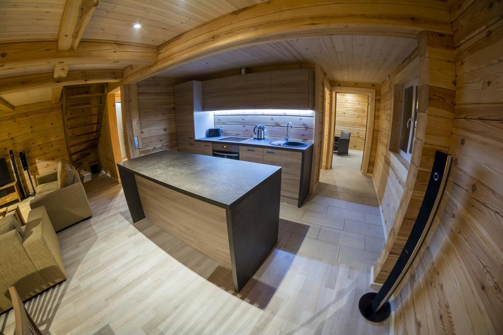 Hapsal Holiday Homes الغرفة الصورة
