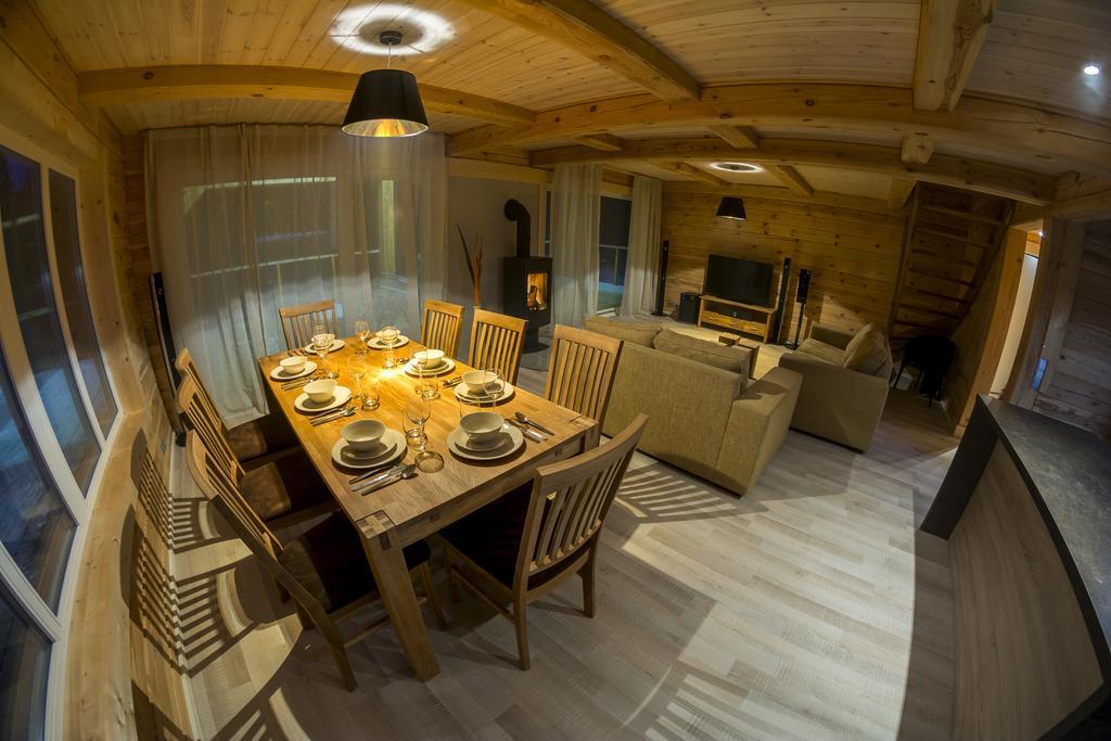 Hapsal Holiday Homes الغرفة الصورة