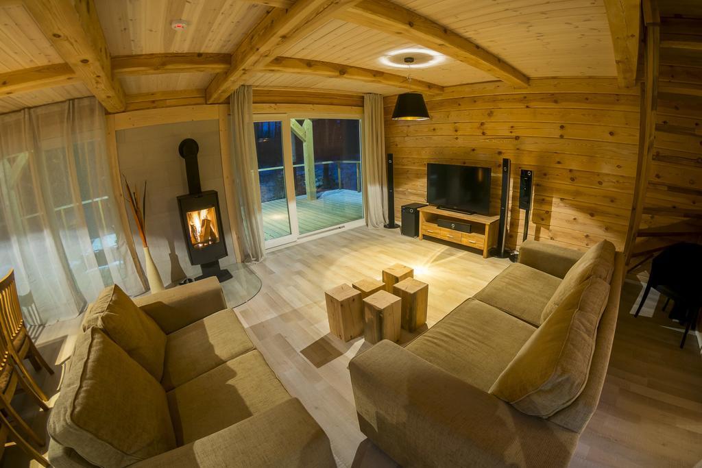 Hapsal Holiday Homes الغرفة الصورة